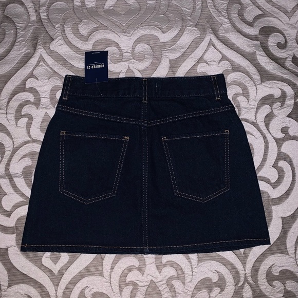 Forever 21 NWT denim skirt - Picture 2 of 2